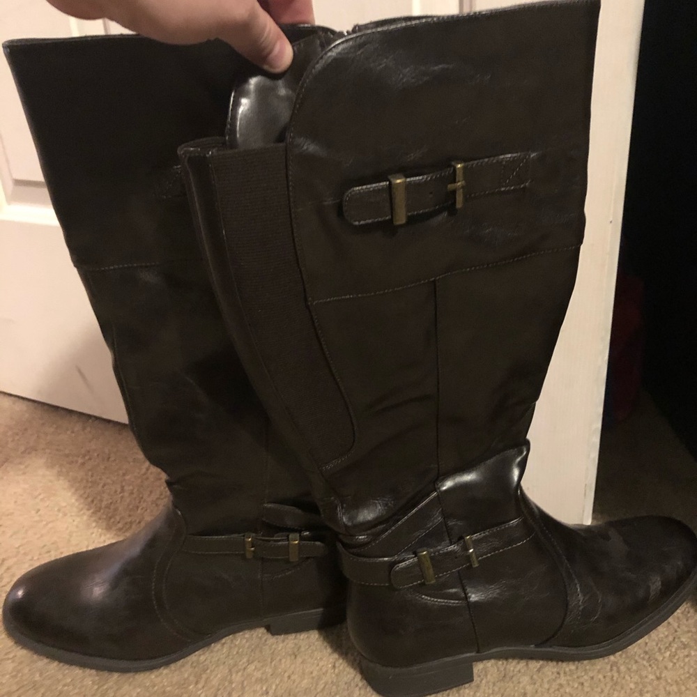 Knee-high brown boots